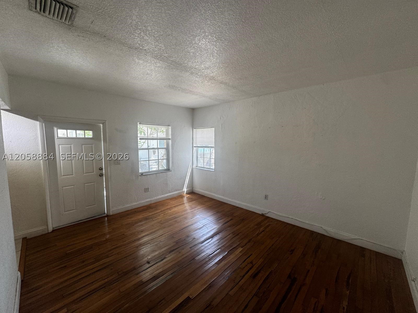 OASIS ON THE BEACH CONDO - Residential