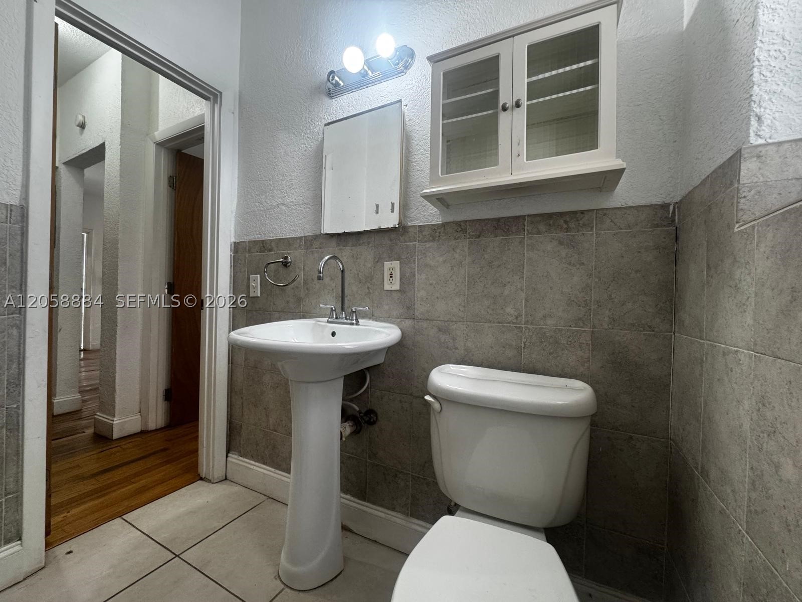 OASIS ON THE BEACH CONDO - Residential