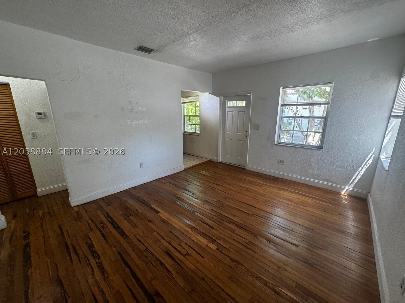 OASIS ON THE BEACH CONDO - Residential