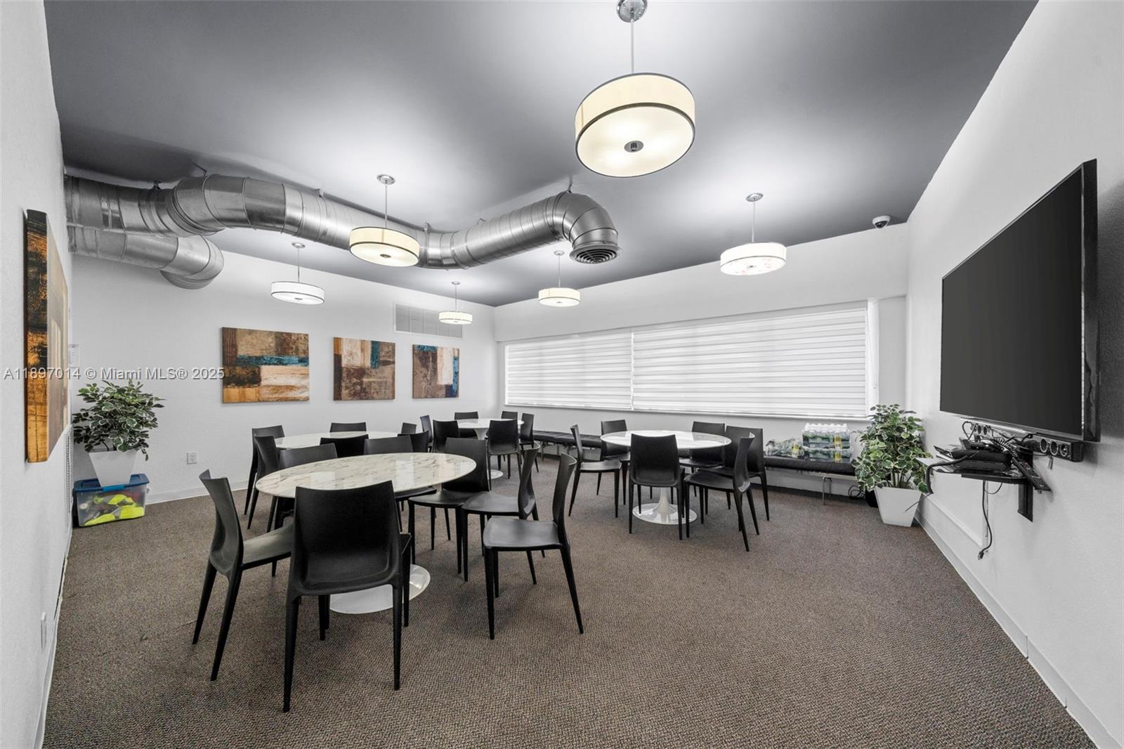 OCEAN VIEW TOWERS CONDO - Residential