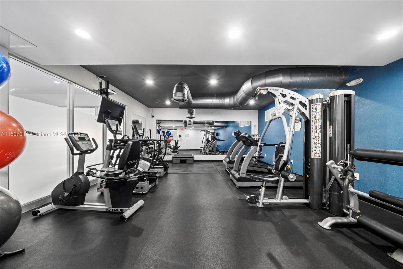 OCEAN VIEW TOWERS CONDO - Residential