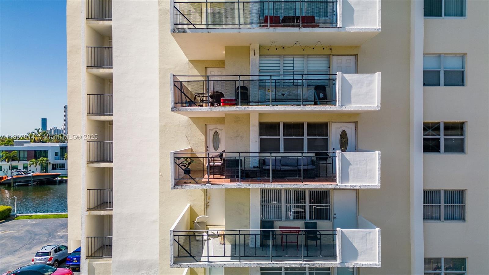 OCEAN VIEW TOWERS CONDO - Residential
