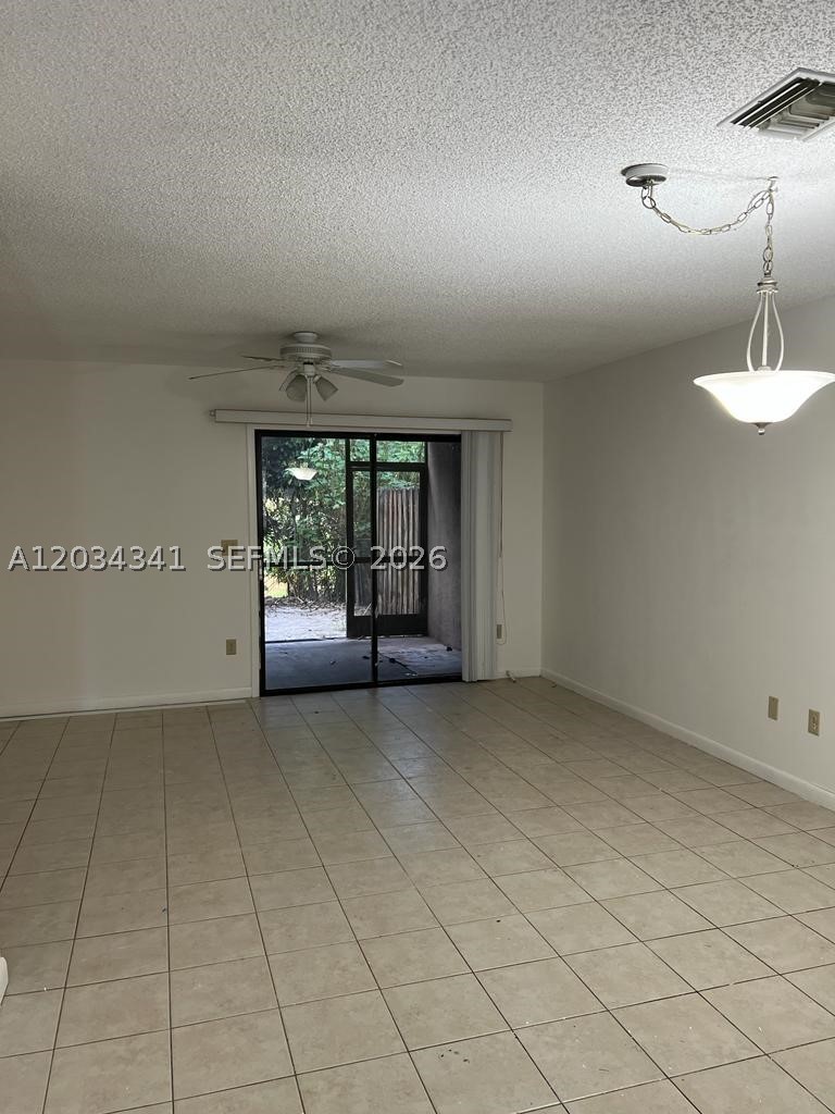 SUGAR POND MANOR OF WELLIN - Residential Lease