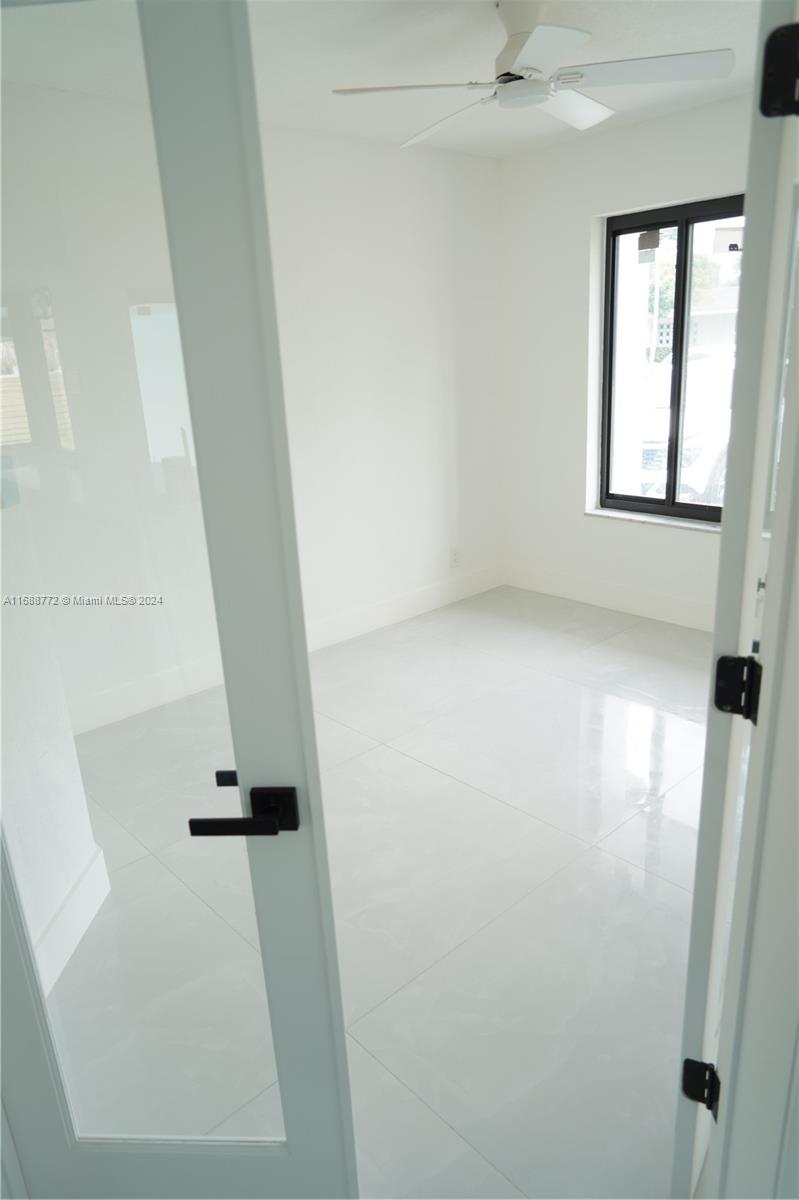 PLANTATION PARK 6TH ADD D - Residential Lease