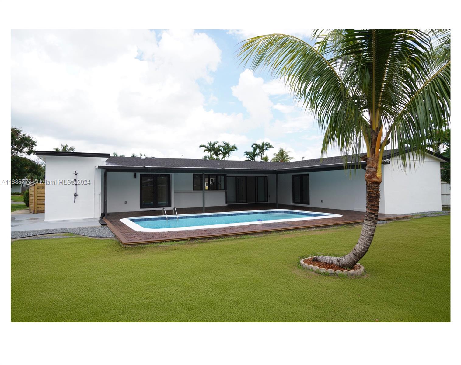 PLANTATION PARK 6TH ADD D - Residential Lease