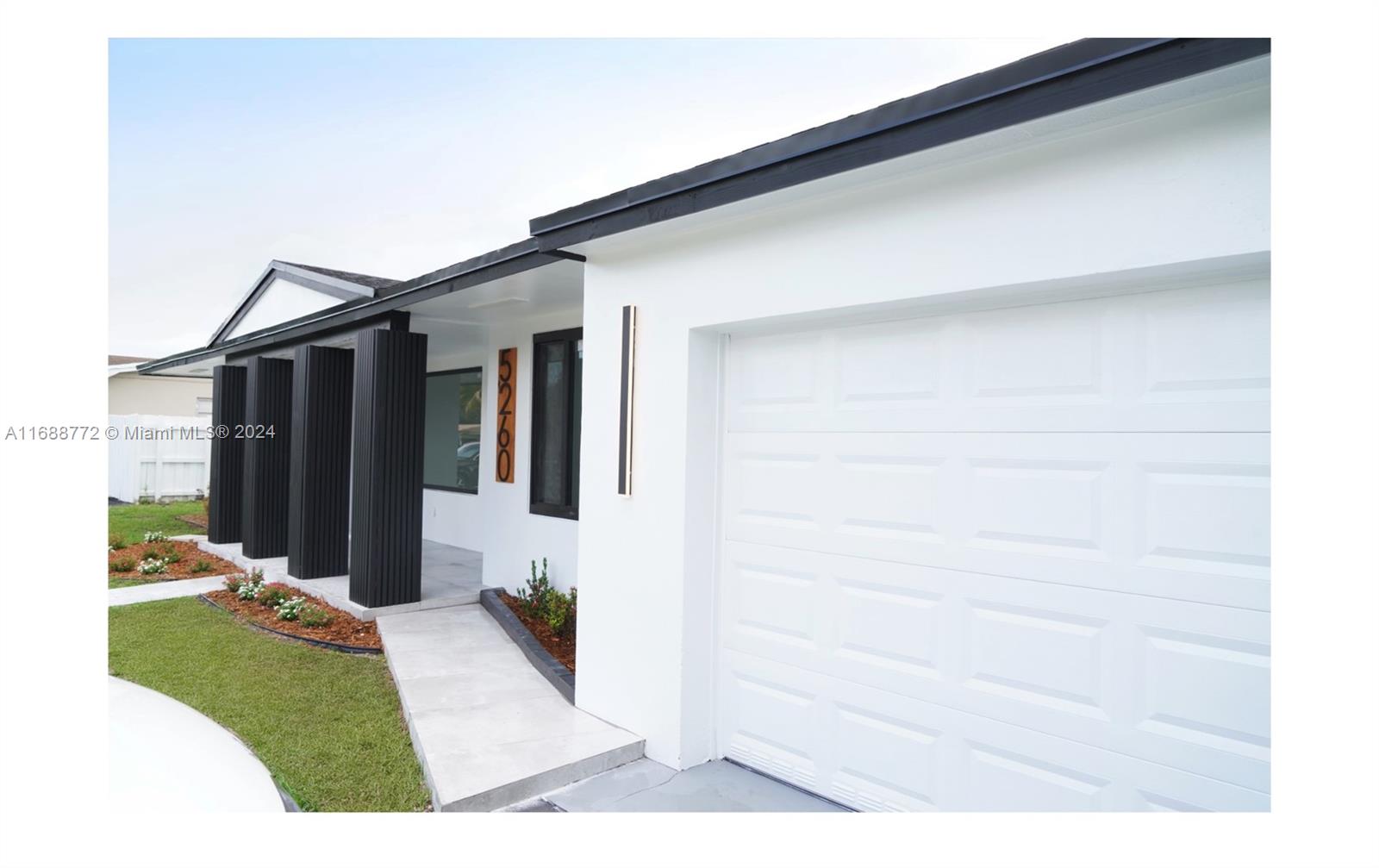 PLANTATION PARK 6TH ADD D - Residential Lease