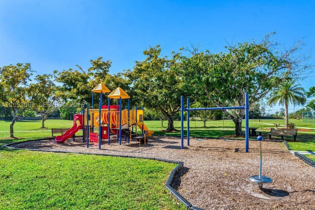 BAY WINDS 3 - Residential Lease