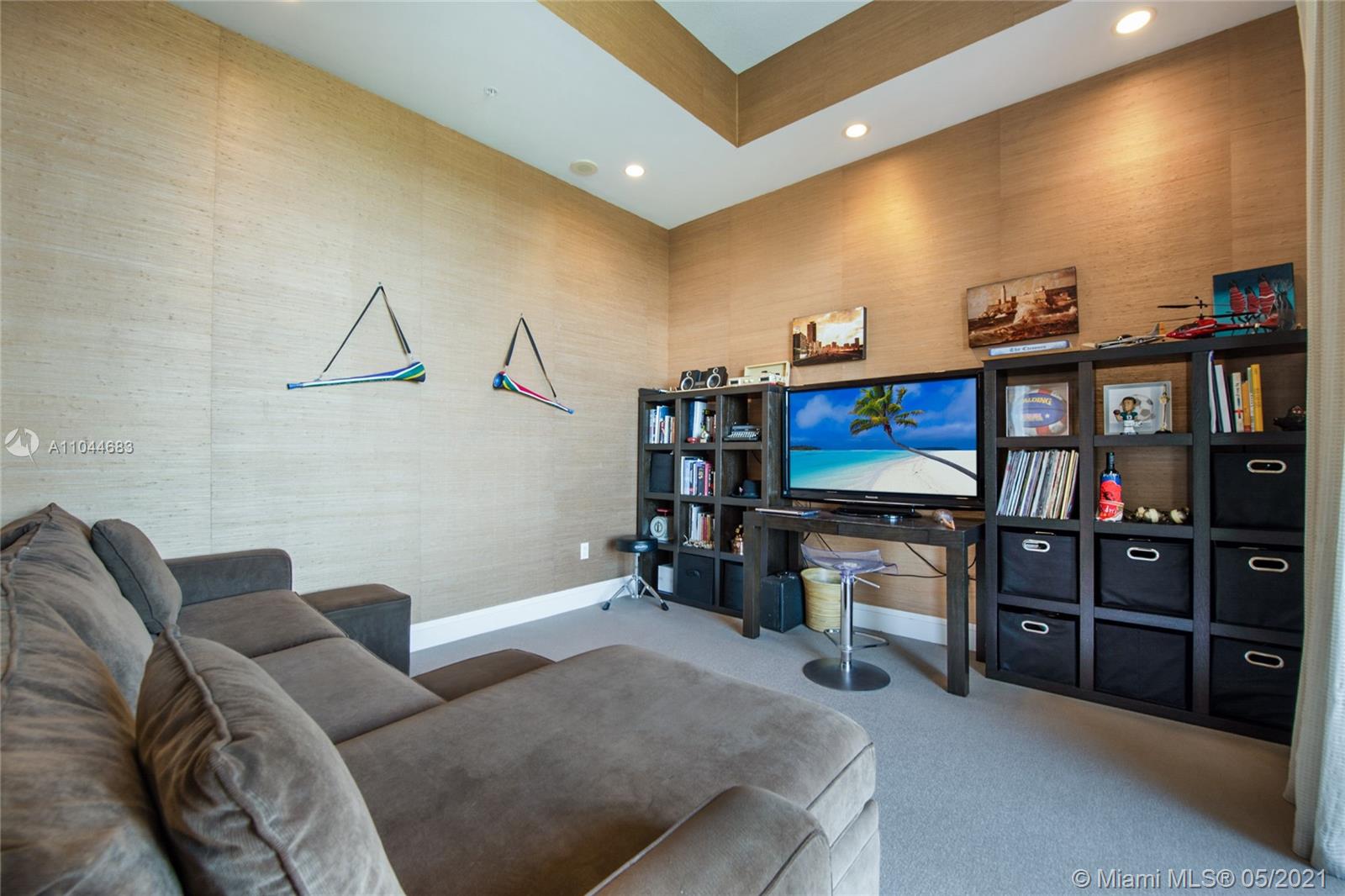 MILANO AT DEERING BAY CON - Residential