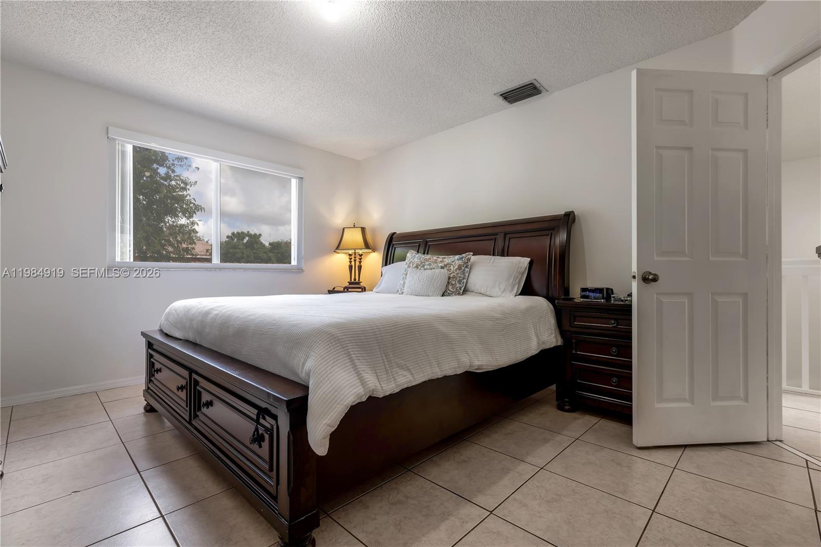 FOREST LAKES VILLAS - Residential