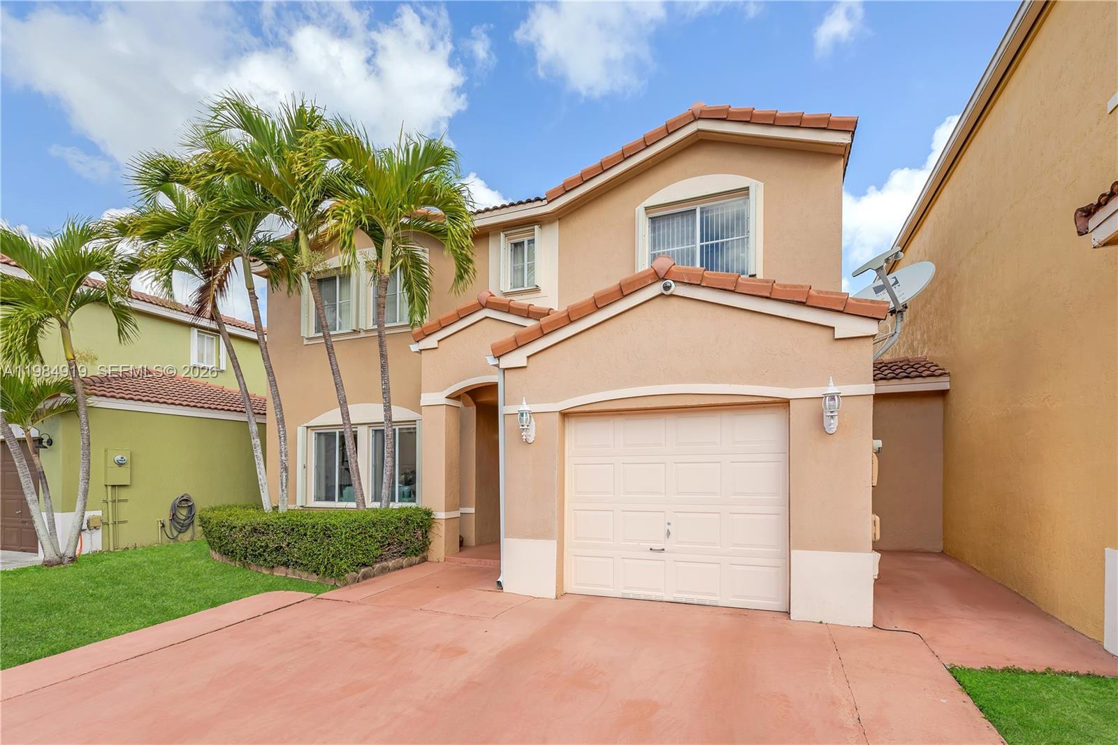FOREST LAKES VILLAS - Residential