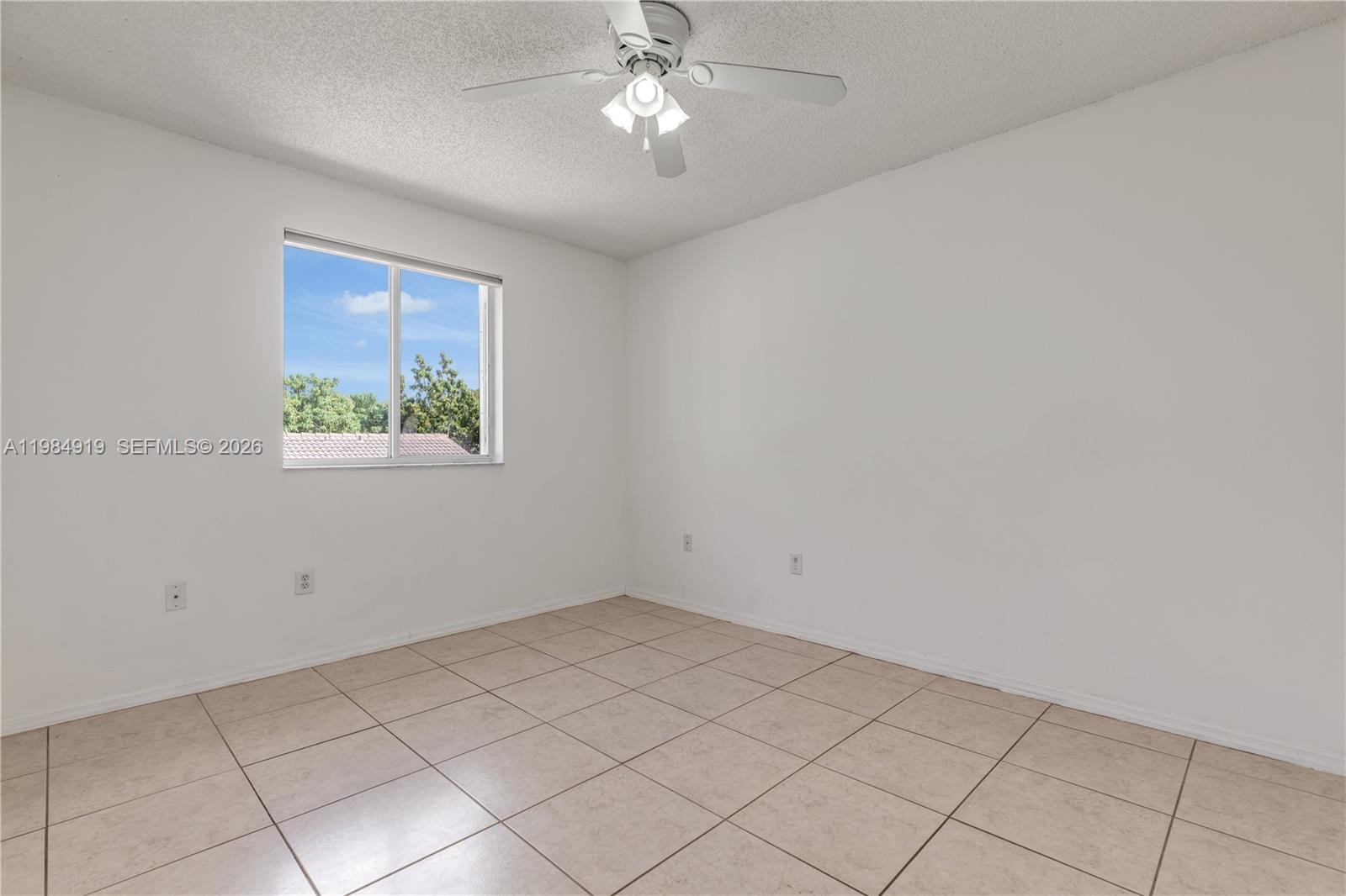 FOREST LAKES VILLAS - Residential
