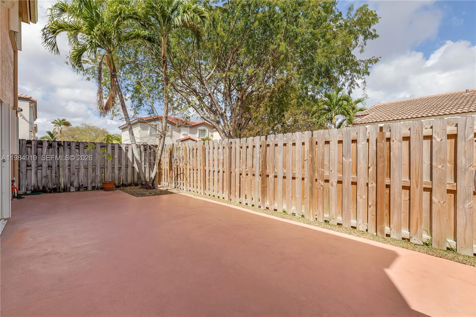 FOREST LAKES VILLAS - Residential