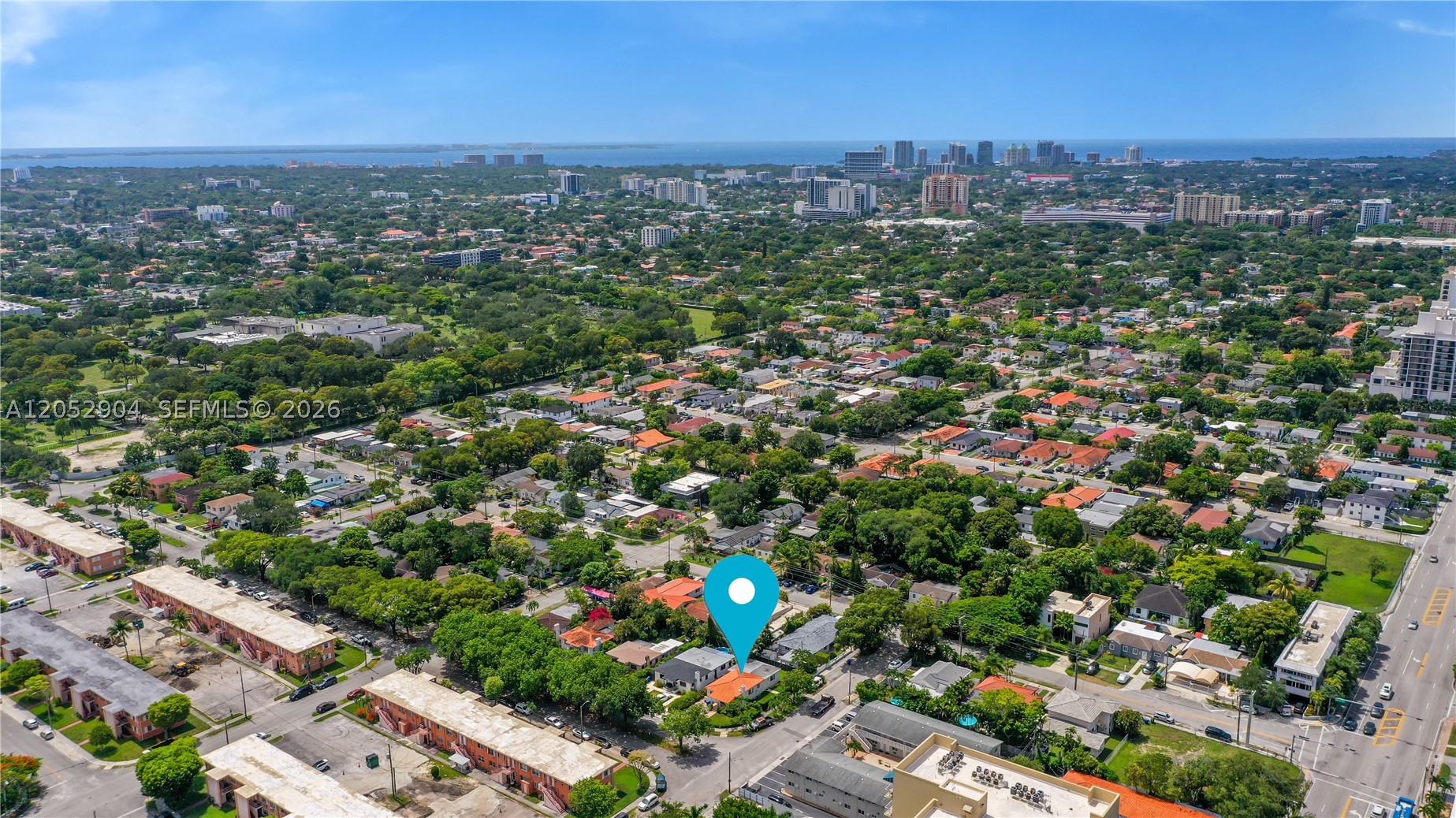 TAMIAMI PINES - Residential