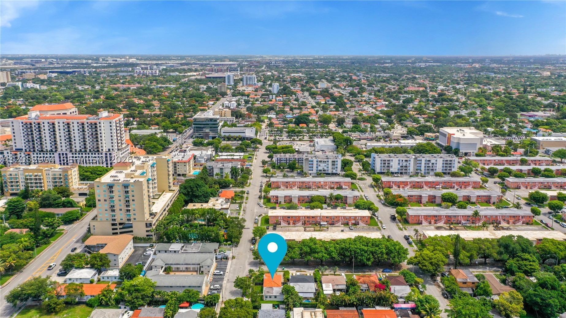 TAMIAMI PINES - Residential