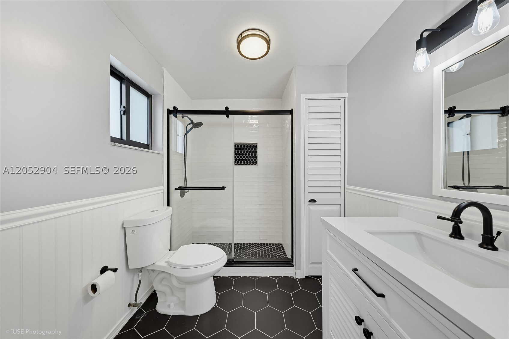 TAMIAMI PINES - Residential