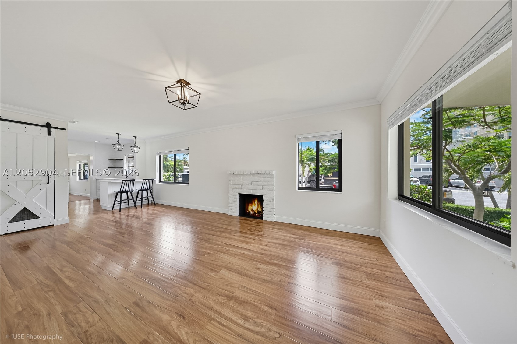 TAMIAMI PINES - Residential