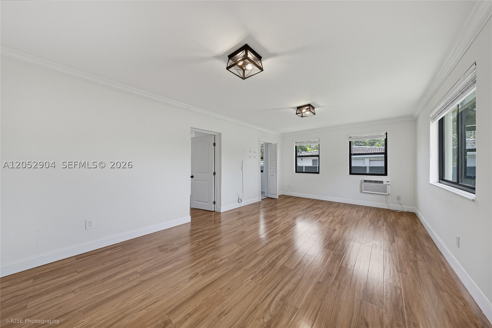 TAMIAMI PINES - Residential