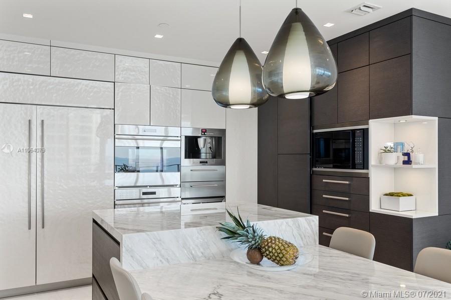 CHATEAU BEACH - Residential