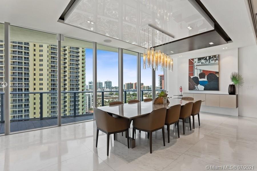 CHATEAU BEACH - Residential