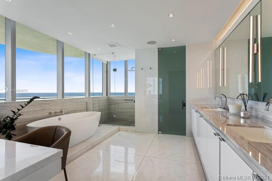 CHATEAU BEACH - Residential