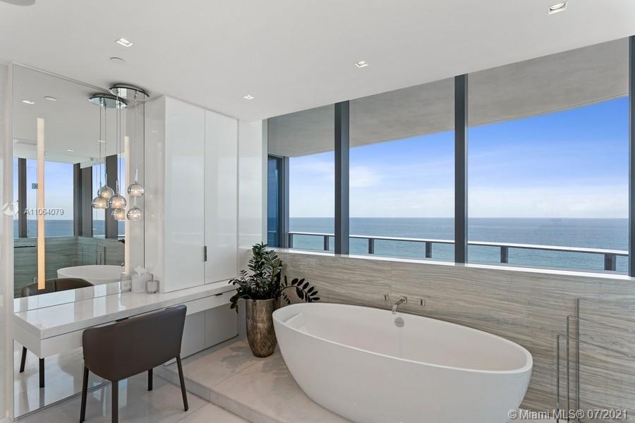 CHATEAU BEACH - Residential