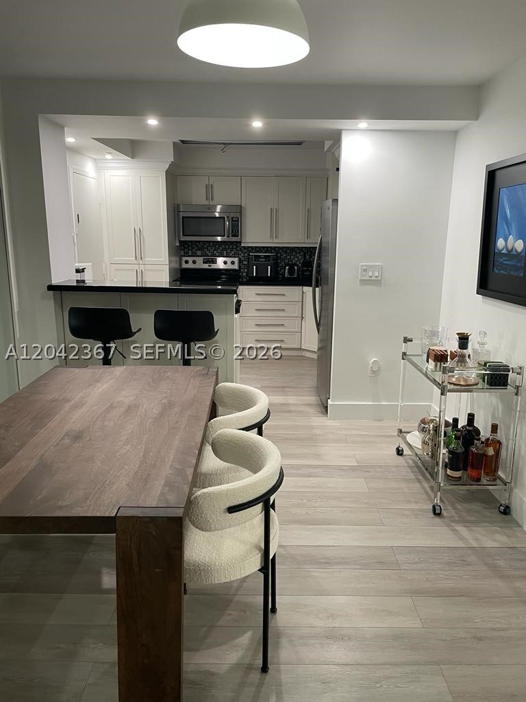 BRICKELL BAY CLUB CONDO - Residential Lease