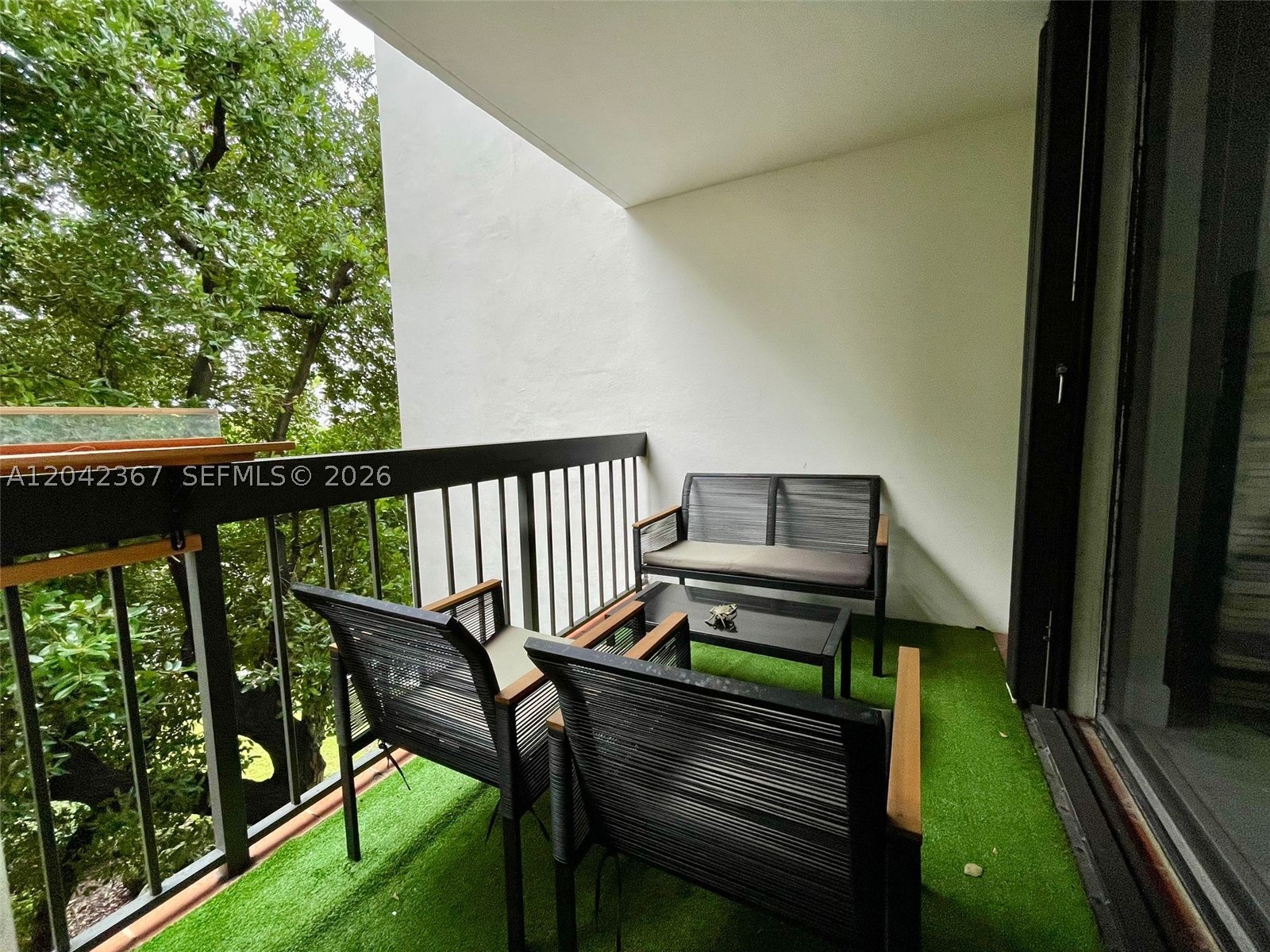 BRICKELL BAY CLUB CONDO - Residential Lease