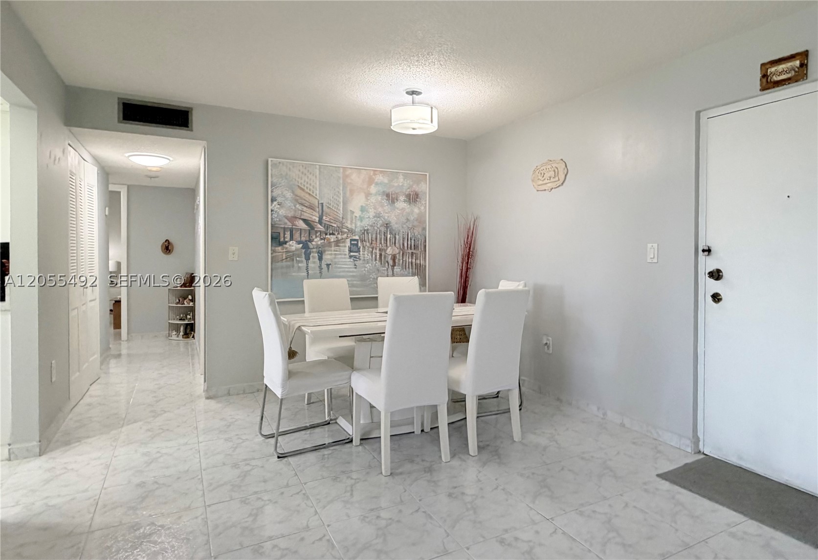 VERSIALLES GARDENS II CON - Residential Lease