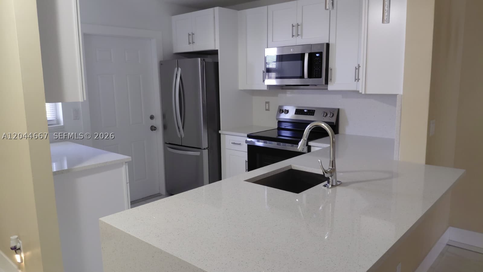 PINES CONDO - Residential Lease