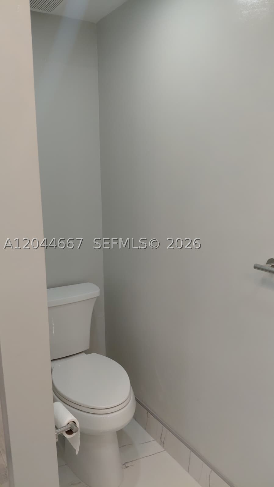 PINES CONDO - Residential Lease