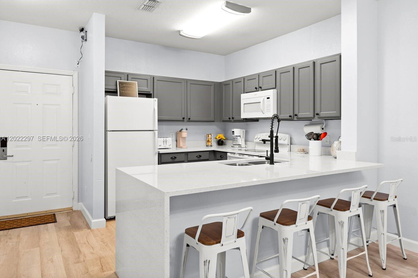 Villas At Secret Lake Cond - Residential