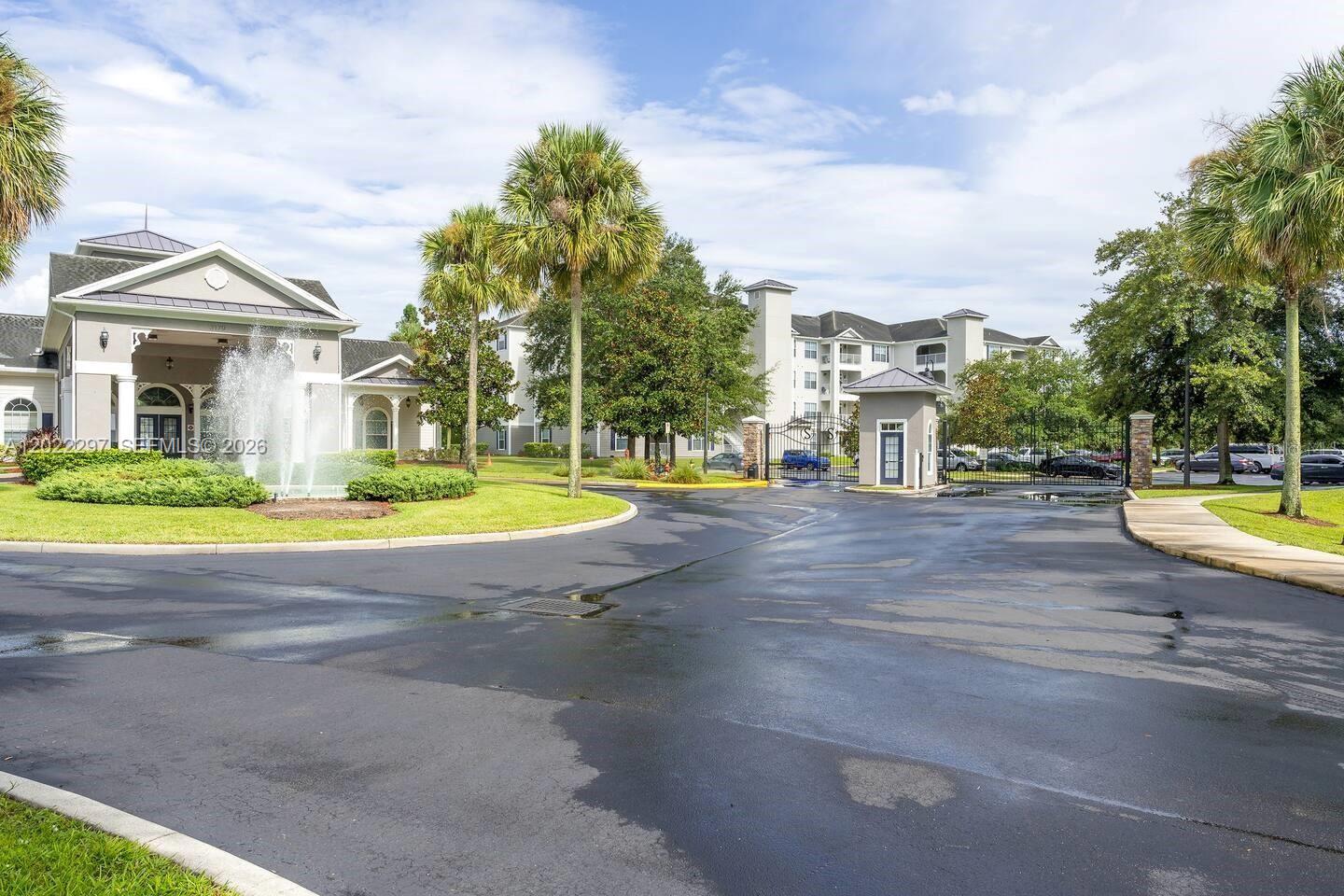 Villas At Secret Lake Cond - Residential