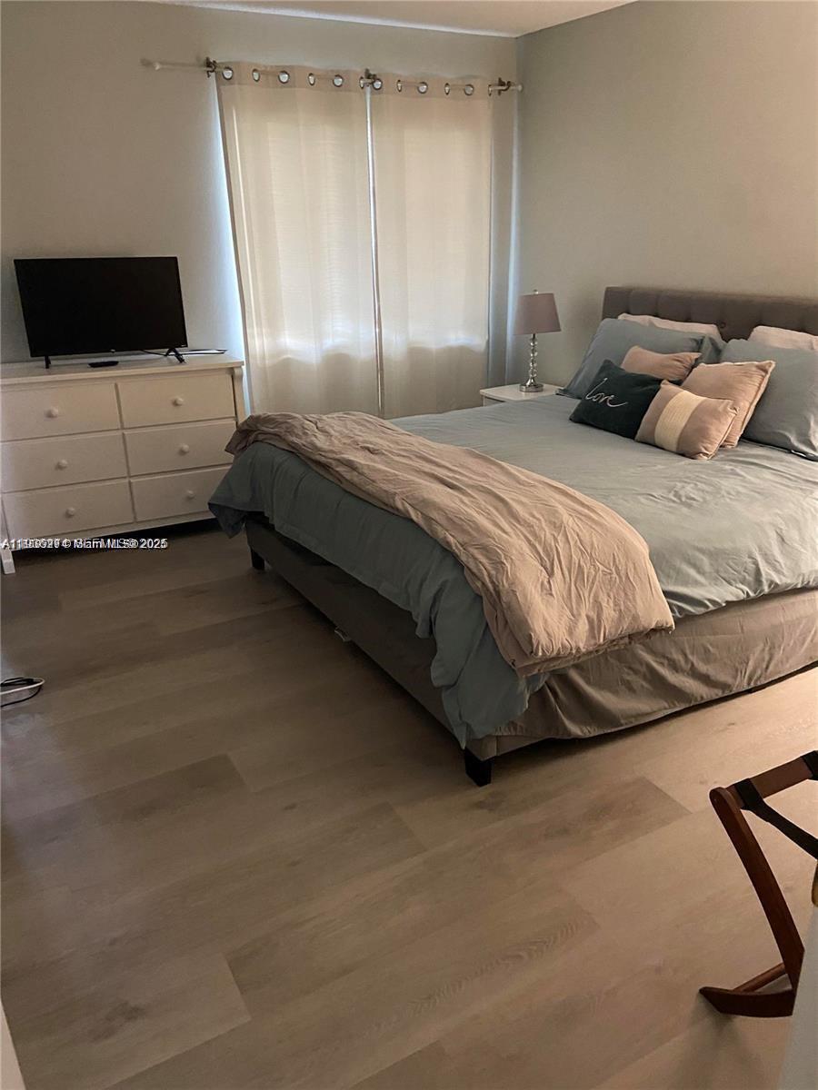 SEA RISE CONDO - Residential