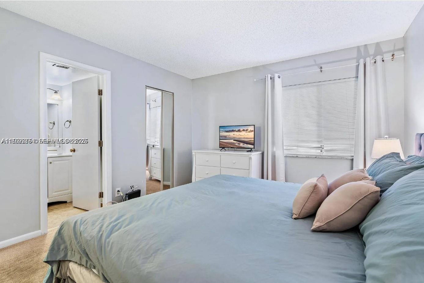 SEA RISE CONDO - Residential