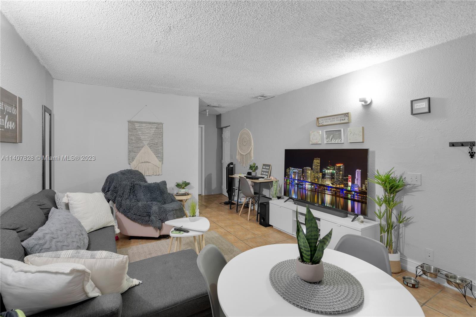 CURTISS PARK - Residential