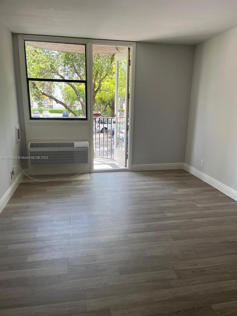 CORAL SPRINGS TOWER CLUB - Residential