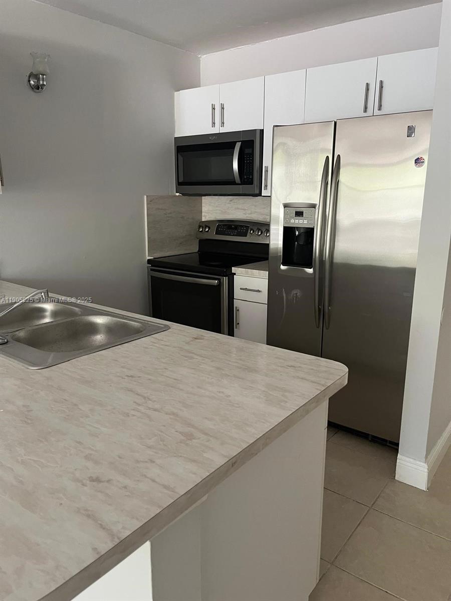 CORAL SPRINGS TOWER CLUB - Residential