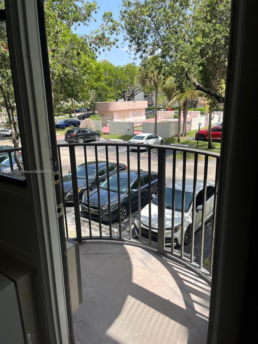 CORAL SPRINGS TOWER CLUB - Residential