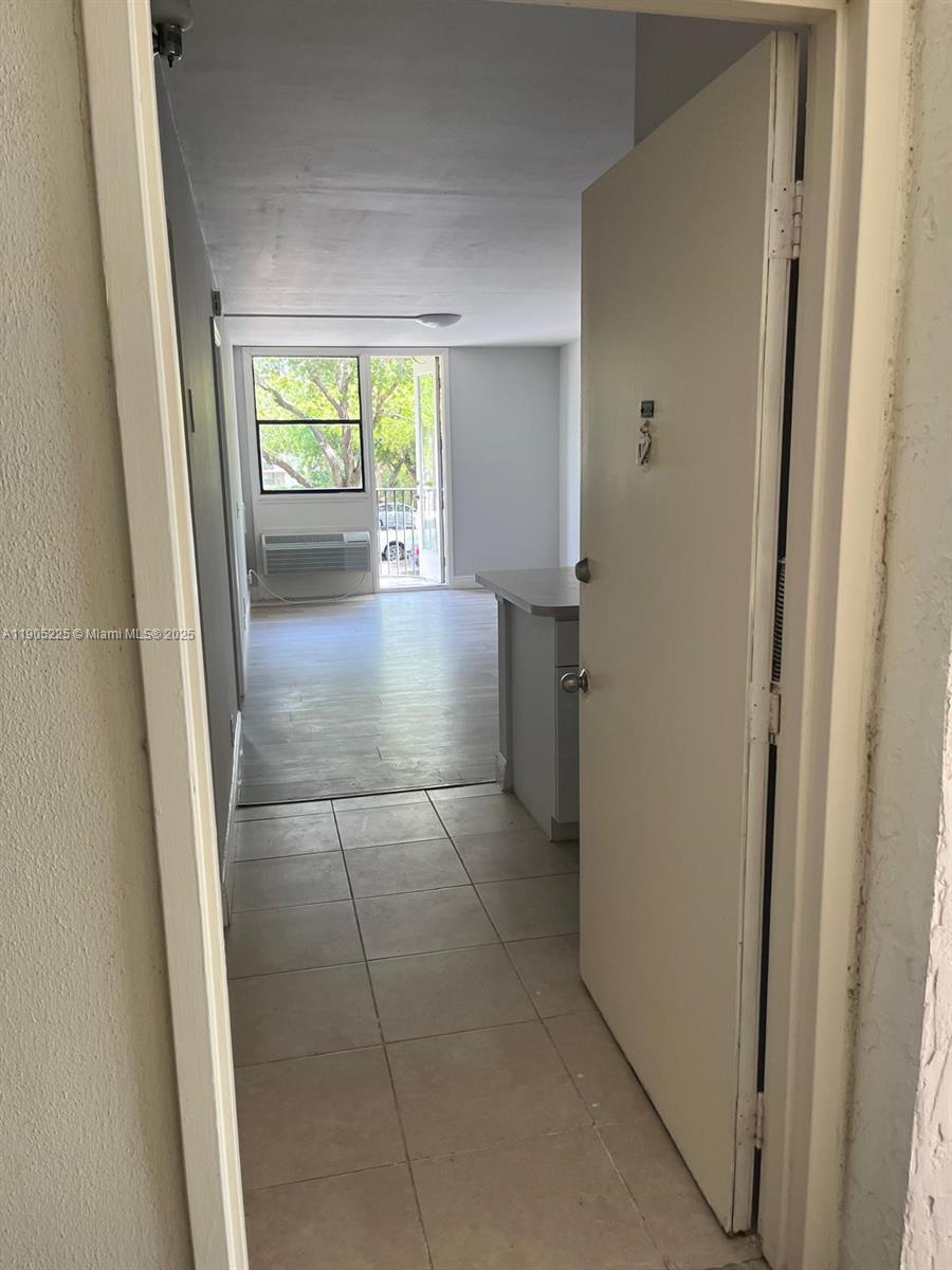 CORAL SPRINGS TOWER CLUB - Residential