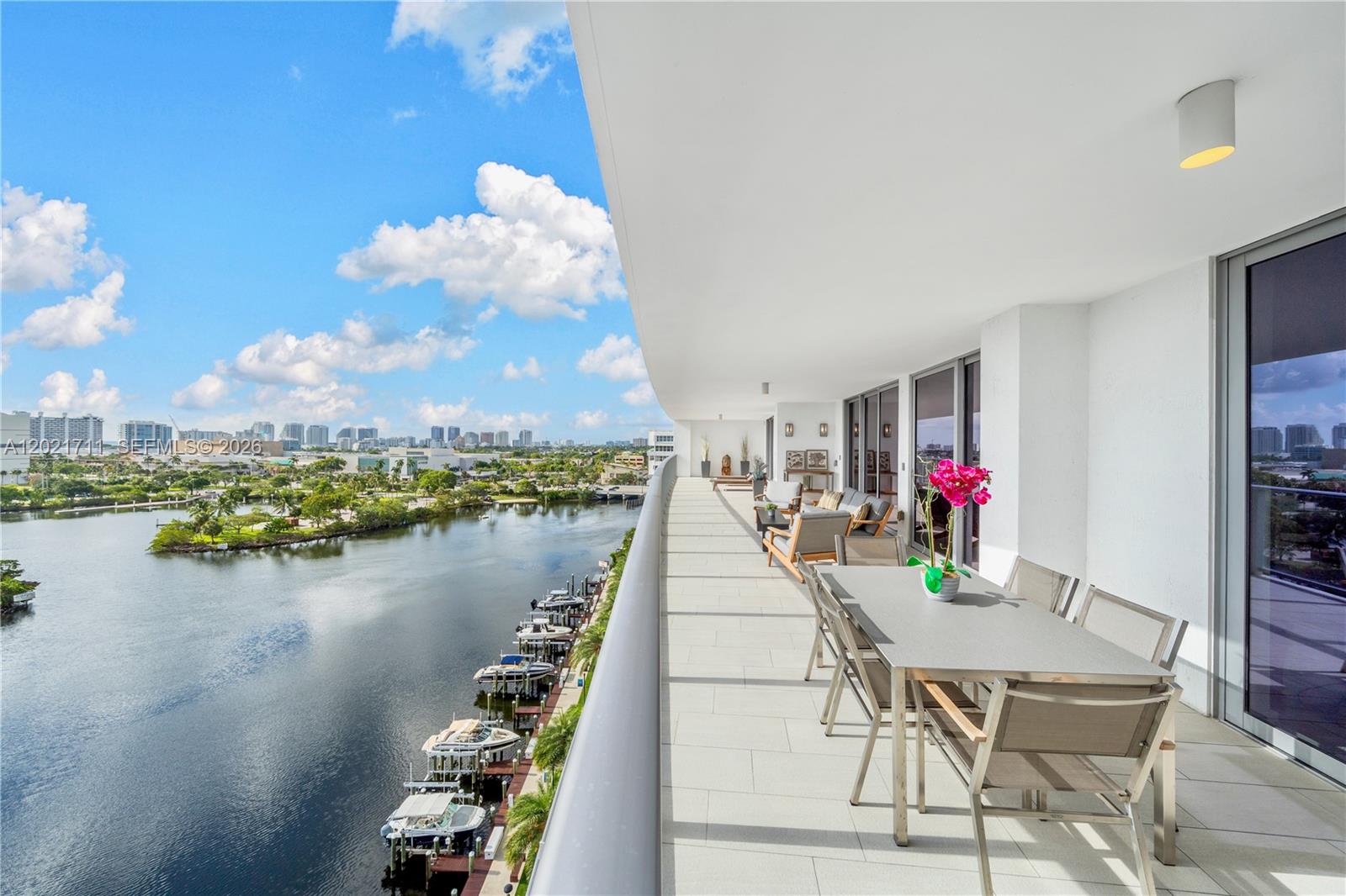 RIVA - Residential