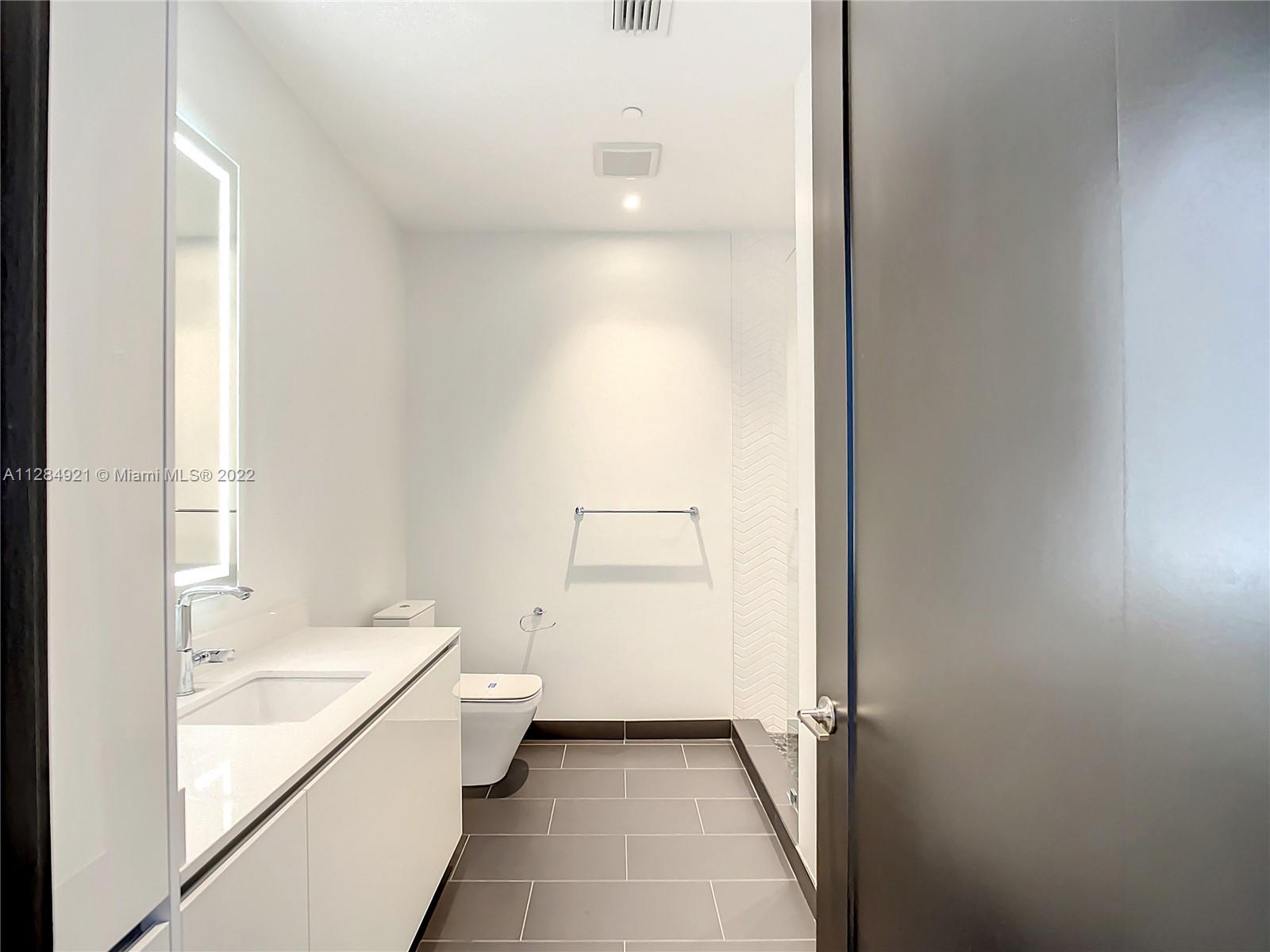 Muze at Met - Residential Lease