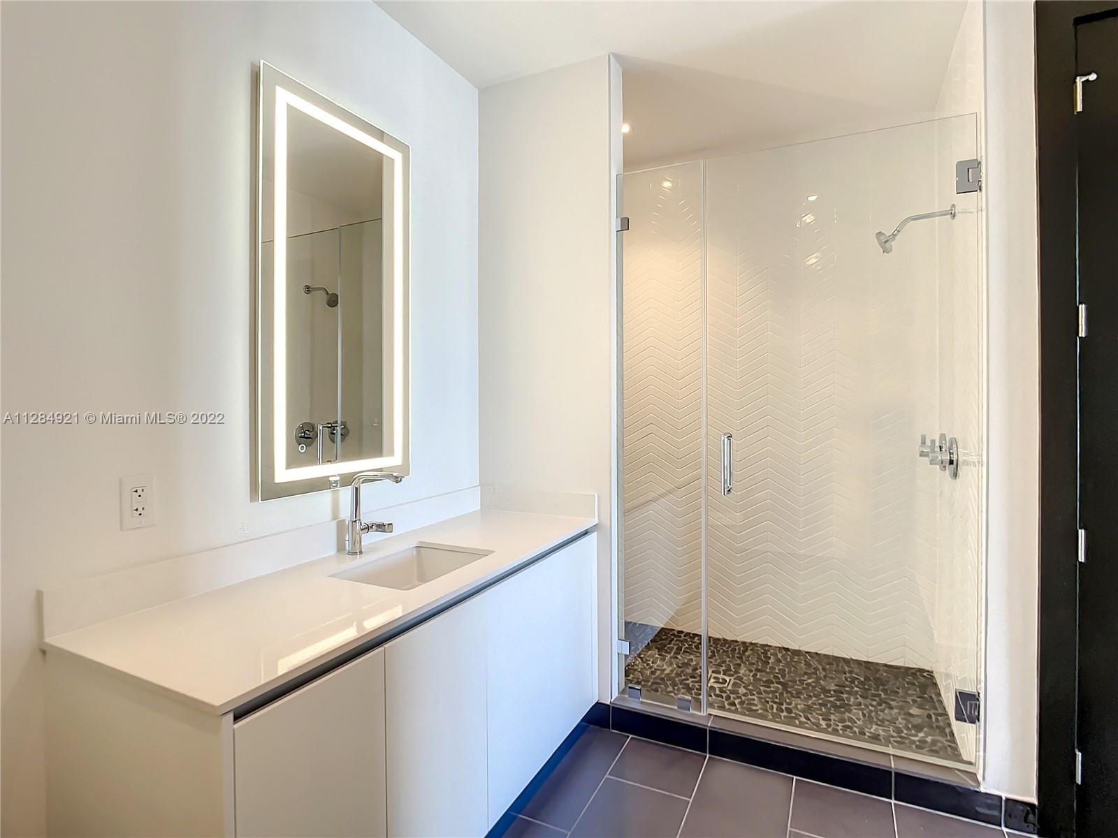 Muze at Met - Residential Lease