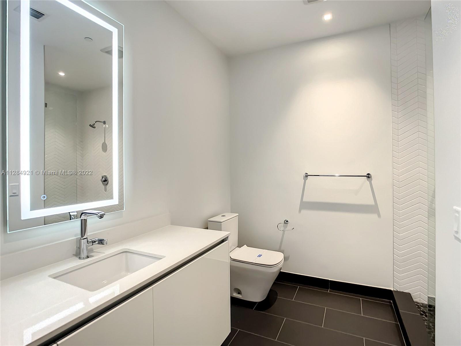 Muze at Met - Residential Lease