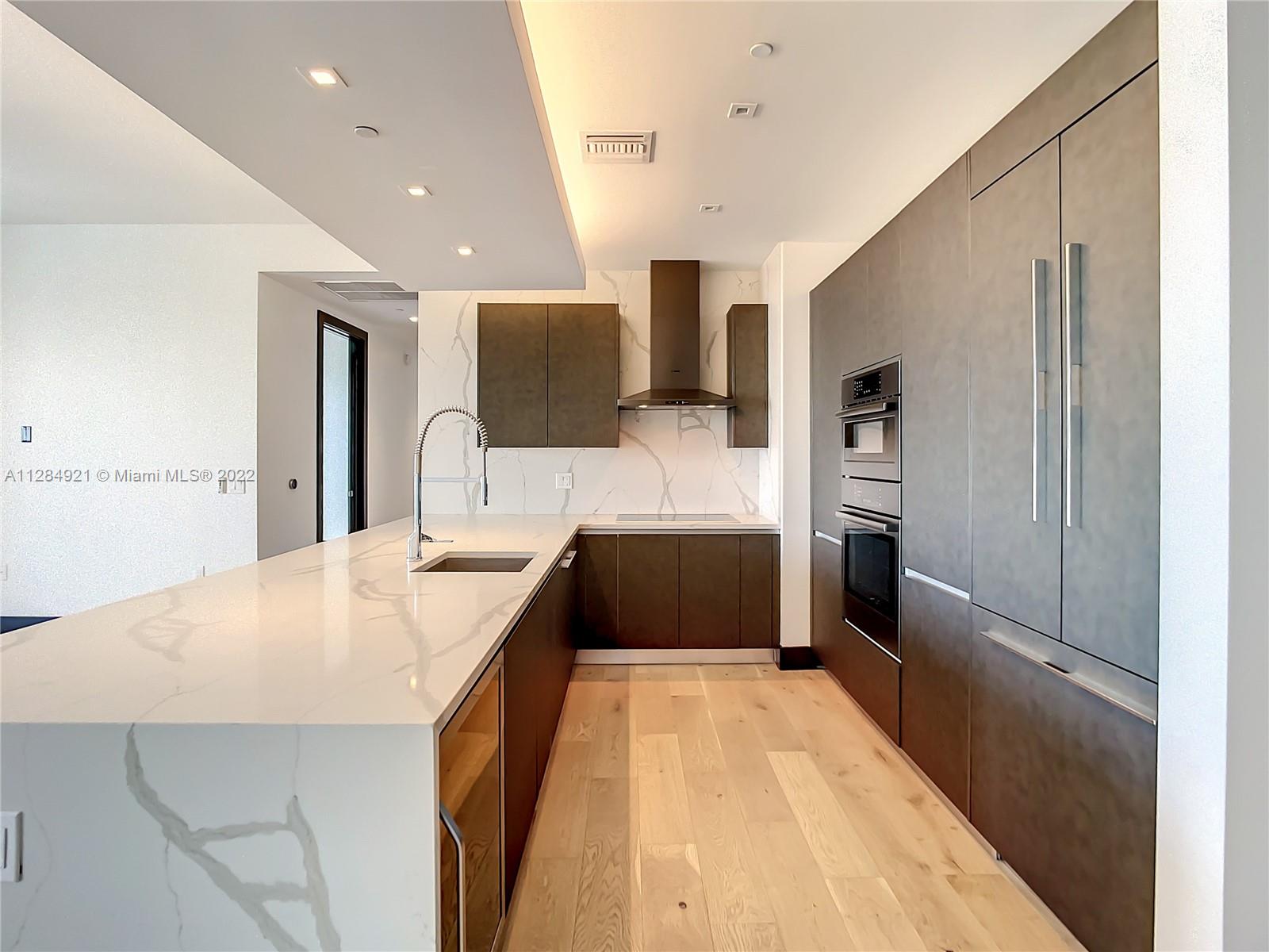 Muze at Met - Residential Lease