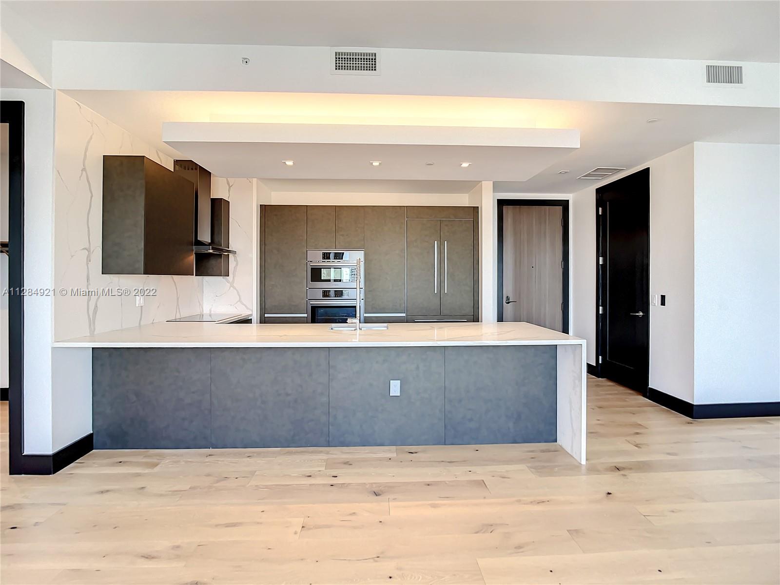 Muze at Met - Residential Lease