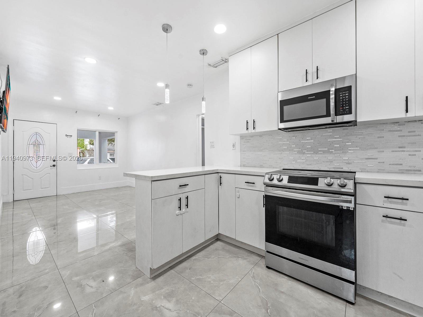 WEST END PARK AMD PL - Residential Income