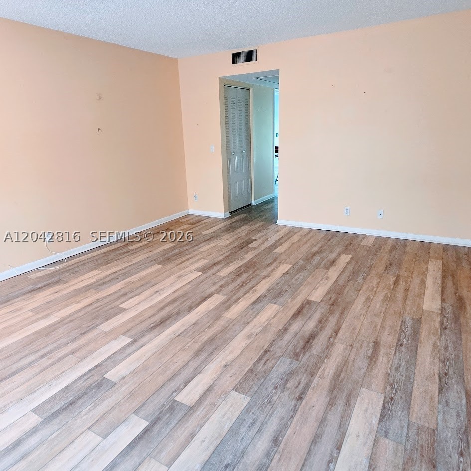 KINGSLEY AT CENTURY VILLA - Residential