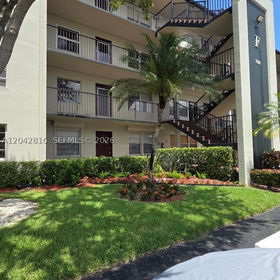 KINGSLEY AT CENTURY VILLA - Residential