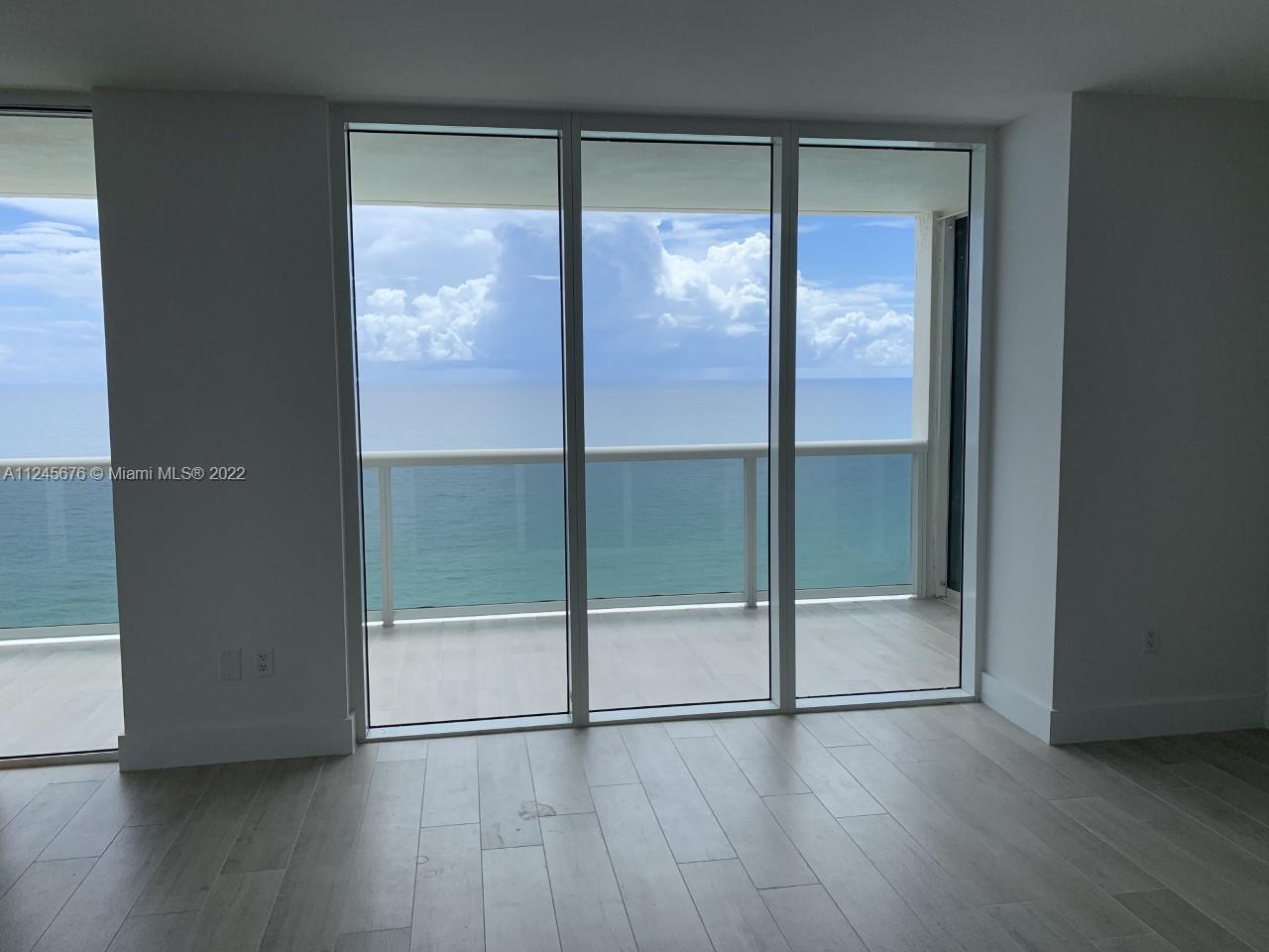 BEACH CLUB CONDO - Residential Lease