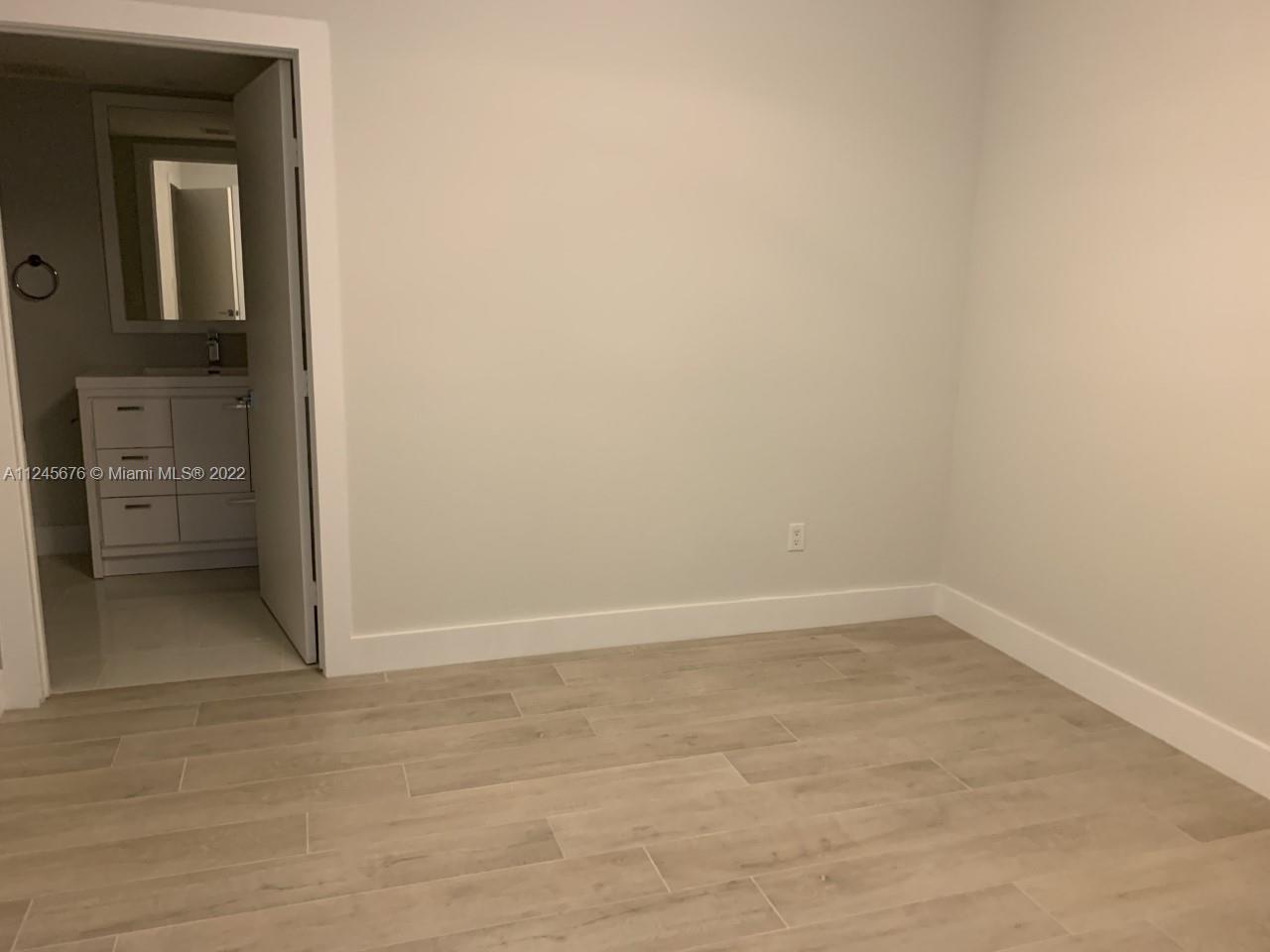 BEACH CLUB CONDO - Residential Lease
